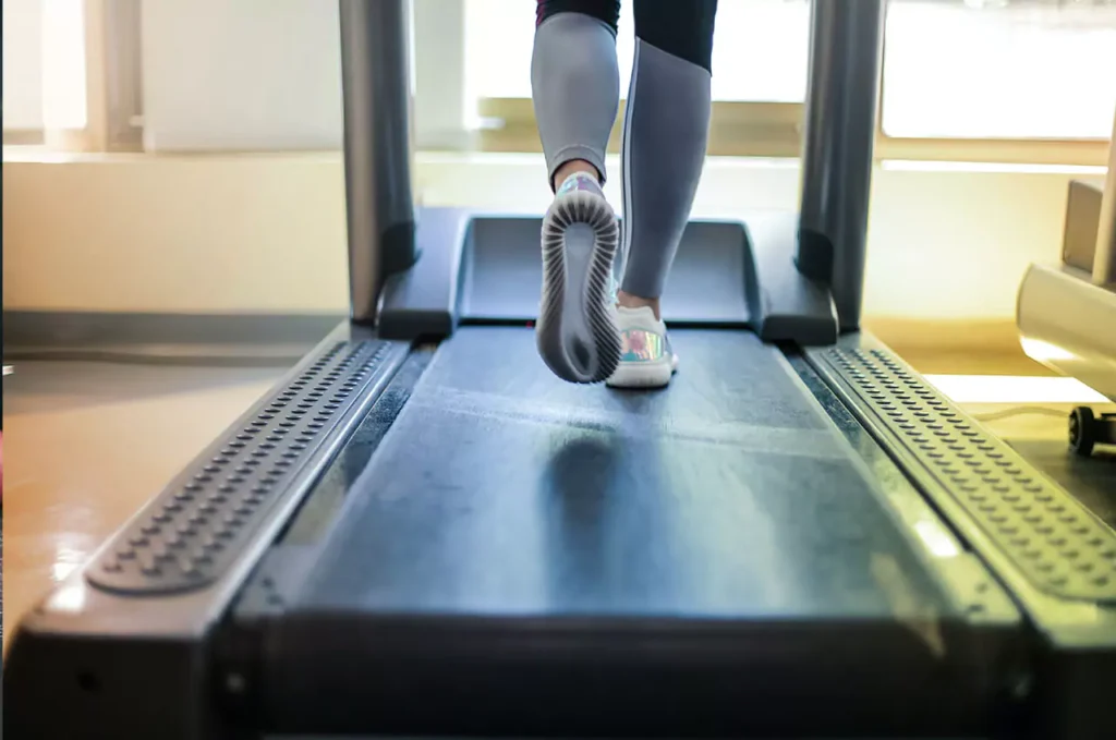 How Long Should You Run and Walk on a Treadmill